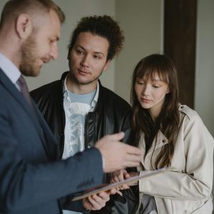 RESERVA DE PLAZA. CURSO DE EXPERTO/ A AGENTE INMOBILIARIO